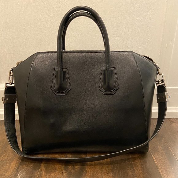 LIKE NEW! Givenchy Antigona Grained Calf Med Duffle Black - Picture 2 of 6